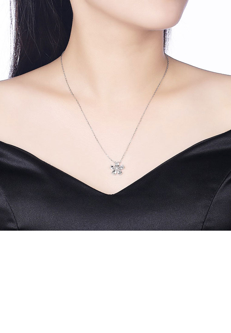 Simple 925 Sterling Silver Flower Necklace with White Austrian Element Crystal