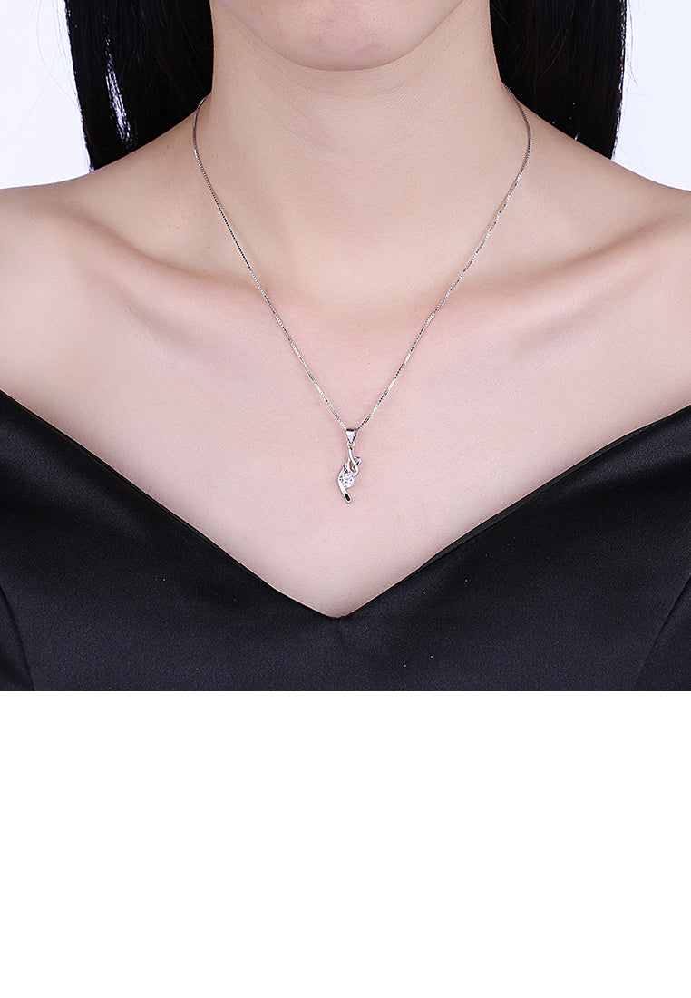 925 Sterling Silver Romantic Elegant Ocean Waves Pendant Necklace with Cubic Zircon
