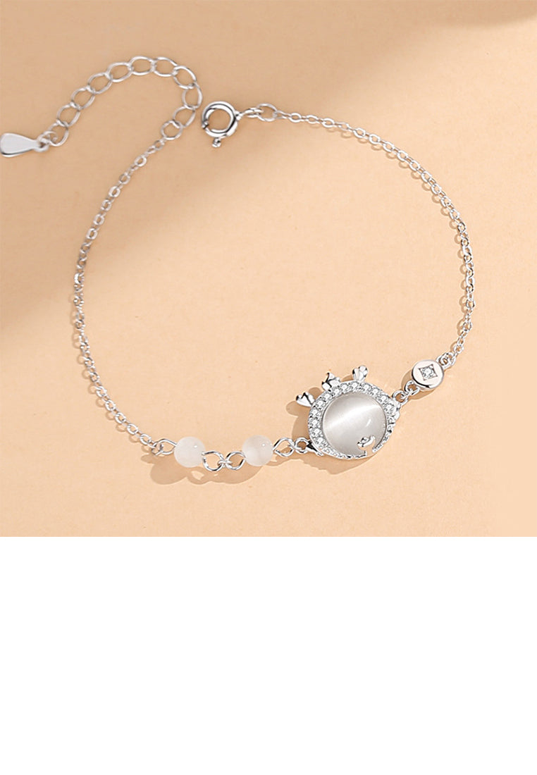 925 Sterling Silver Fashion and Elegant Zodiac Dragon Imitation Cats Eye Bracelet with Cubic Zirconia - Luxurious Look