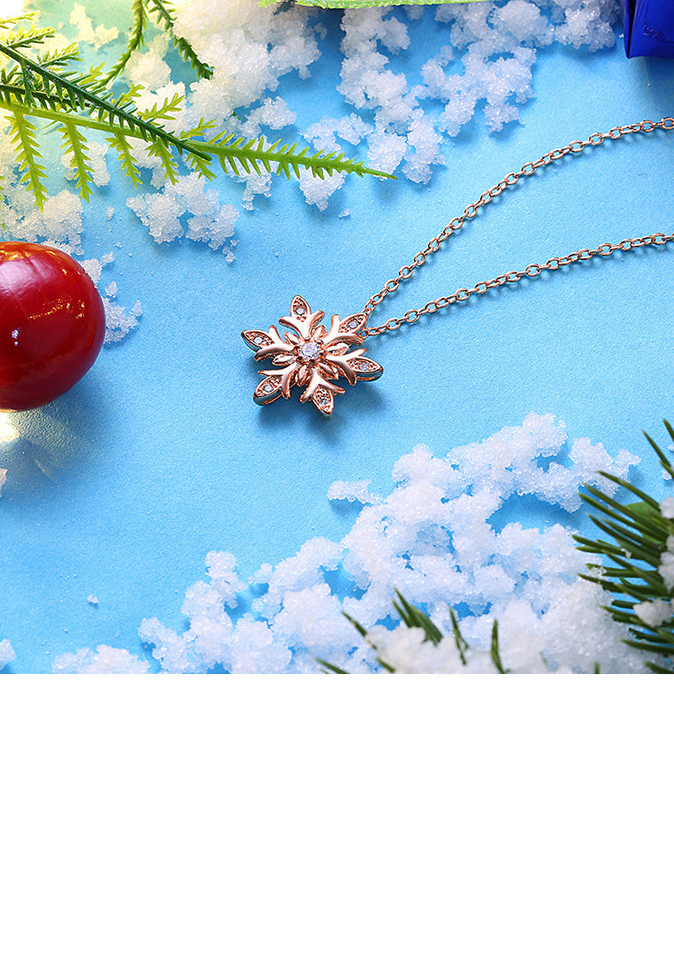 Elegant and Fashion Plated Rose Gold Snowflake Pendant with Cubic Zircon and Necklace