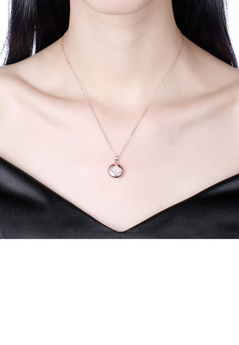 925 Sterling Silver Plated Rose Gold Simple Geometric Round Pendant with Cubic Zircon and Necklace