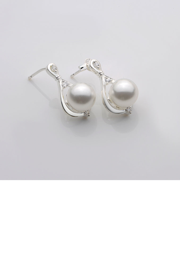 Simple and Elegant Water Drop-shaped Pearl Earrings - Luxurious Look