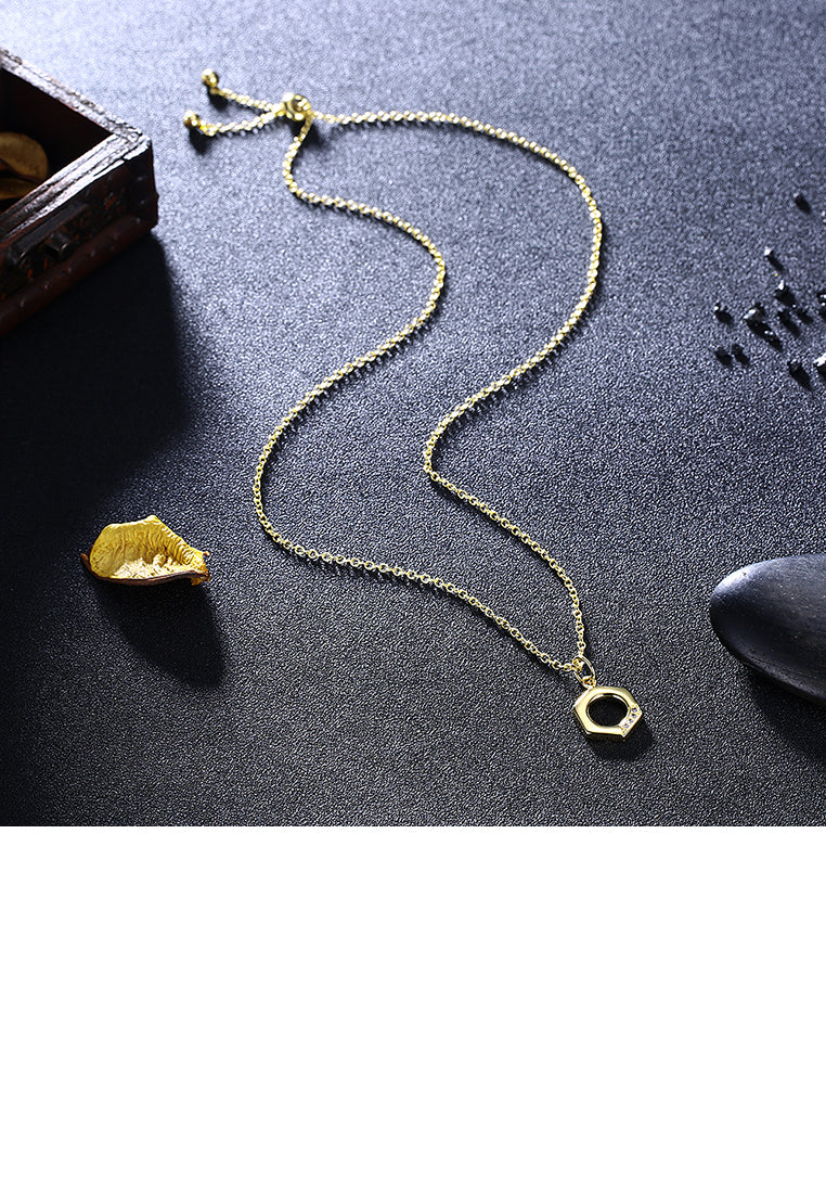 Fashion Simple Plated Gold Hexagon Pendant with Austrian Element Crystal and Necklace