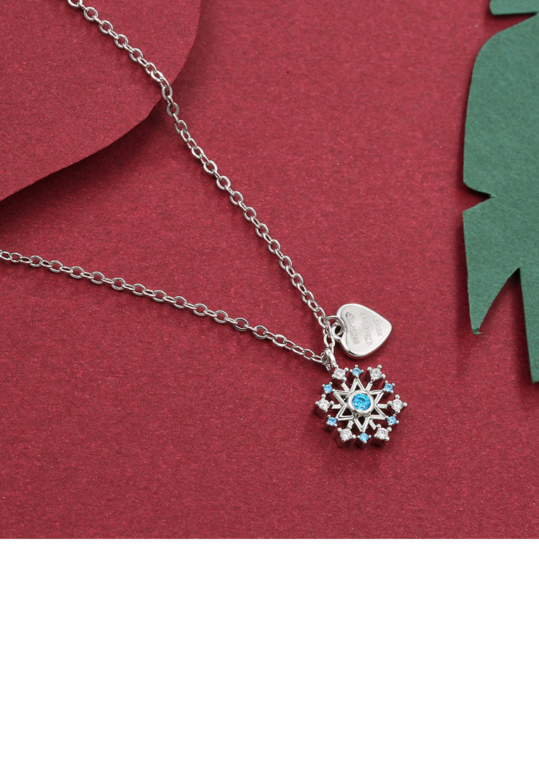 Fashion Snowflake Heart Pendant with Blue Austrian Element Crystal and Necklace