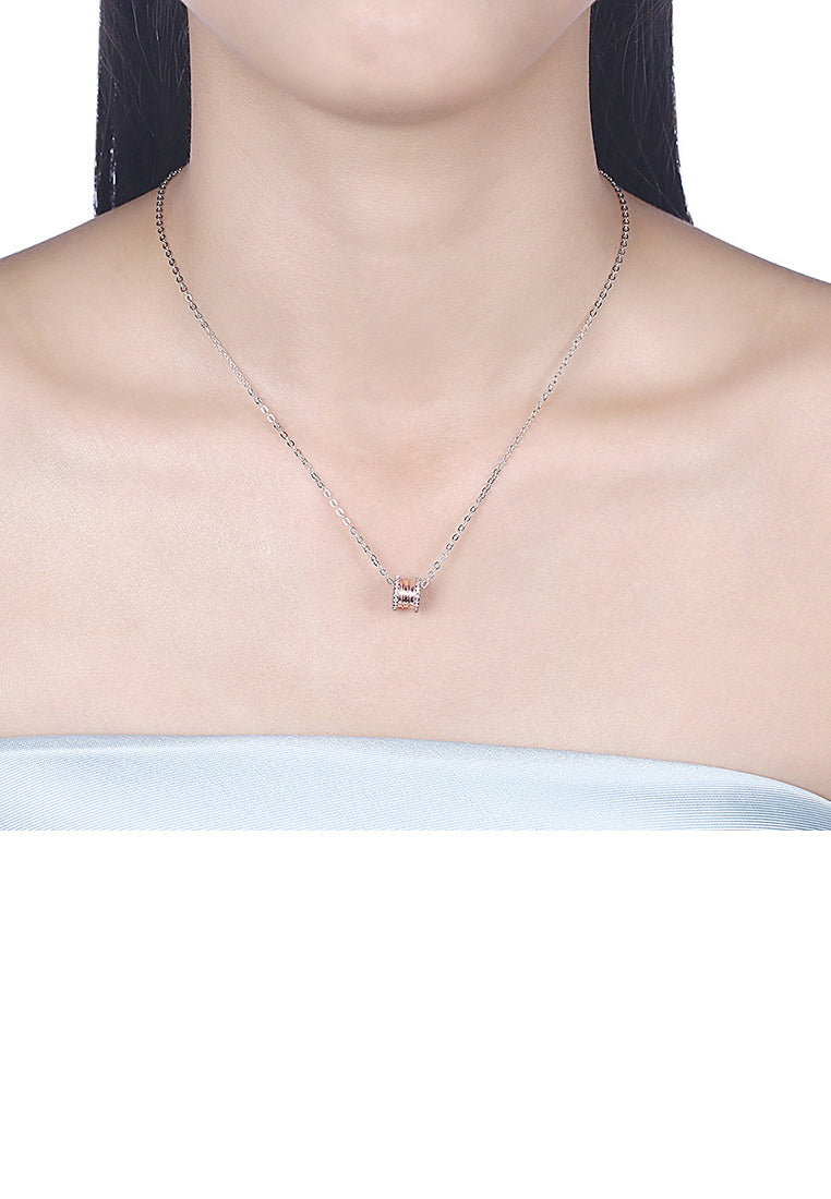 925 Sterling Silver Plated Rose Gold Round Pendant with Austrian Element Crystal and Necklace