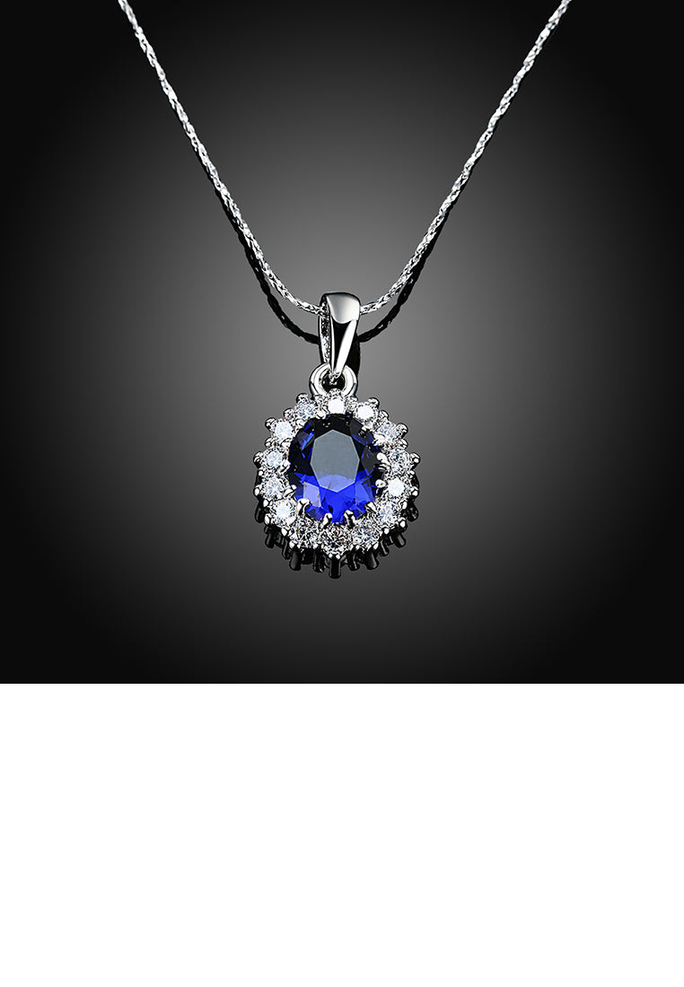 Fashion Flower Pendant with Blue Austrian Element Crystal and Necklace