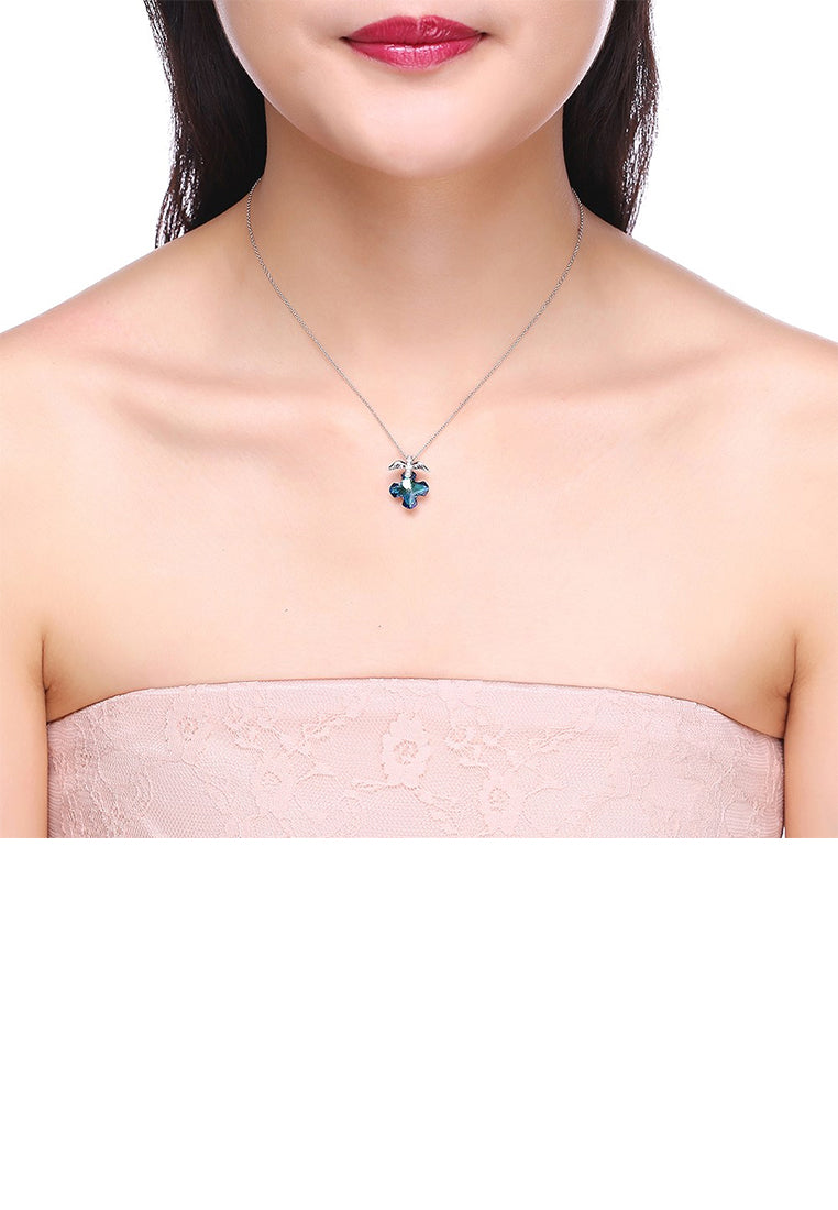 925 Sterling Silver Elegant Fashion Eagle Wing and Cross Pendant Necklace with Austrian Element Crystal