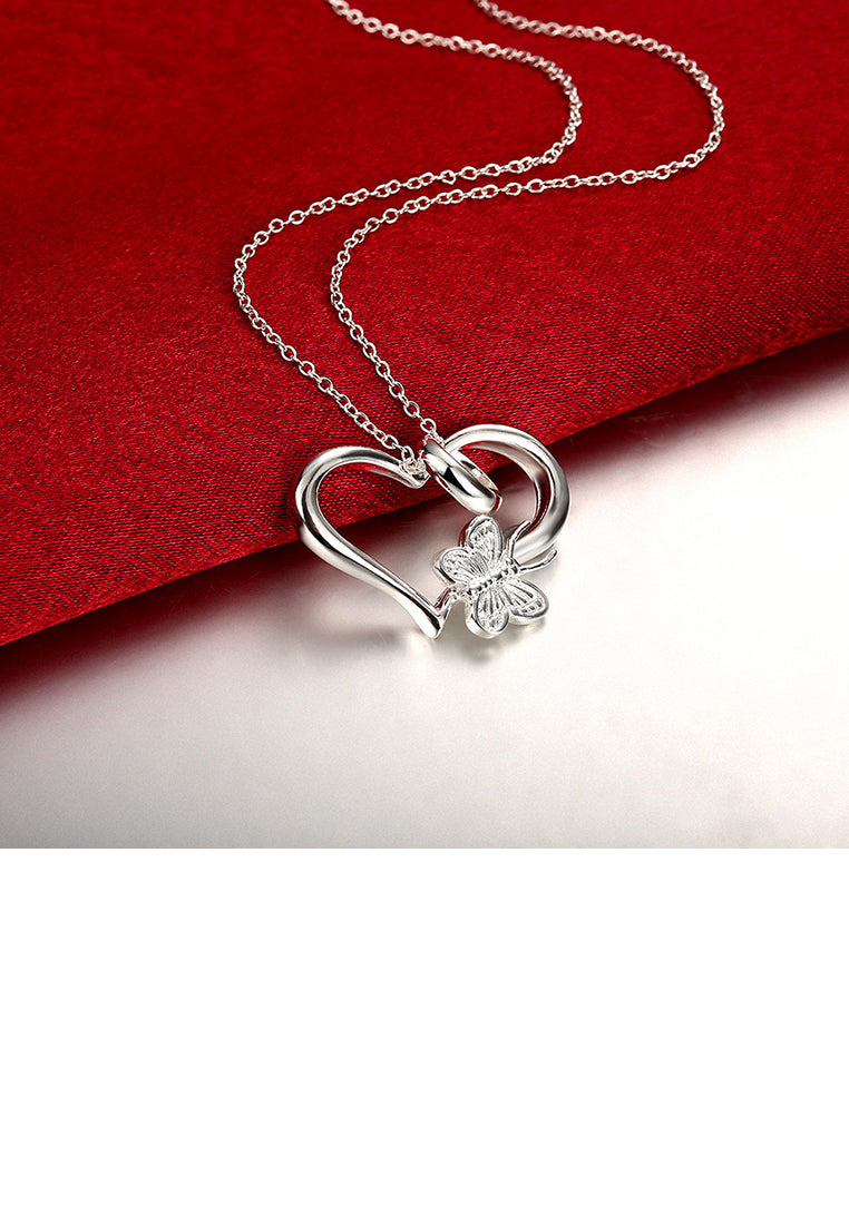 Simple Butterfly Heart Pendant with Necklace