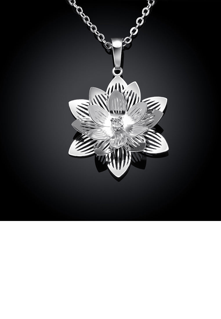 Elegant and Beautiful Lotus Pendant with Necklace