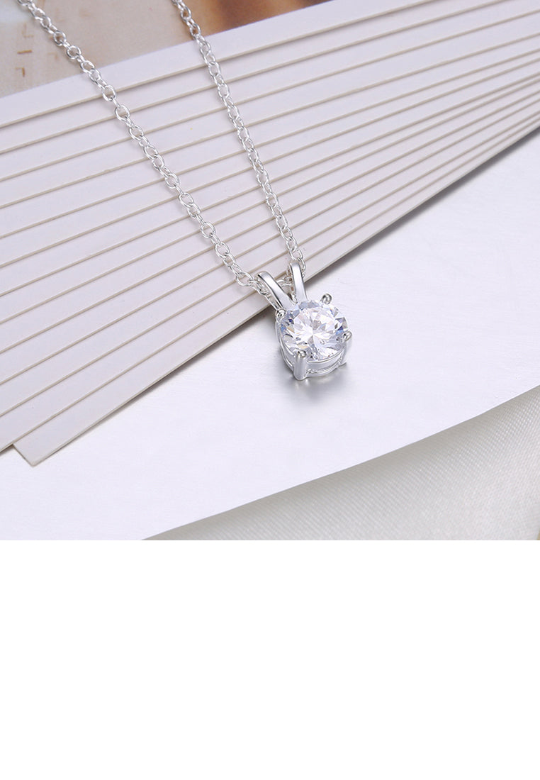 Simple Cubic Zircon Pendant with Necklace