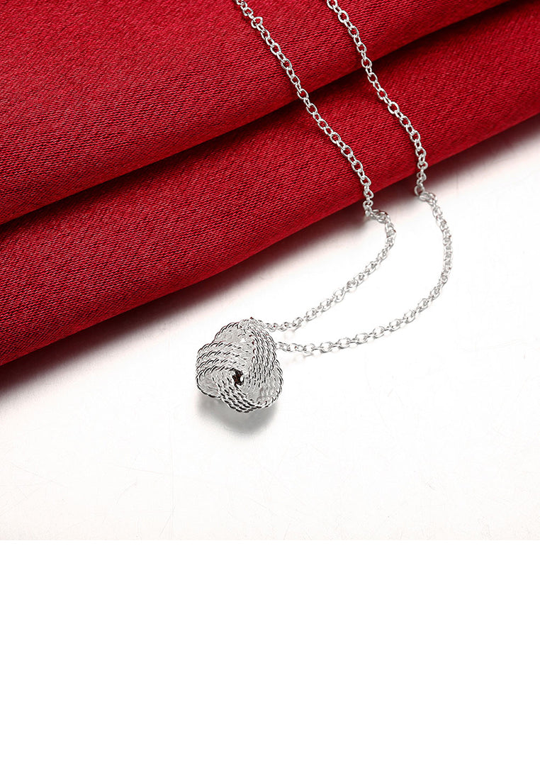 Creative Twisted Rope Pendant with Necklace