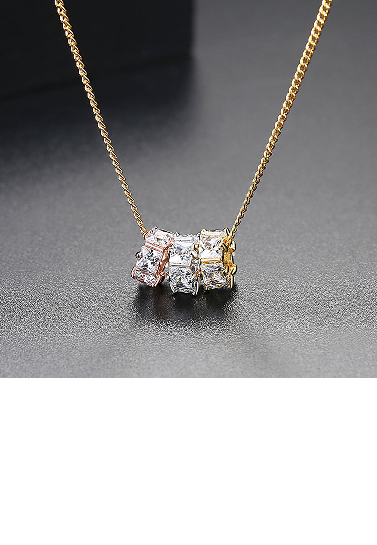 Simple Temperament Plated Gold Geometric Circle Cubic Zirconia Pendant with Long Necklace - Luxurious Look