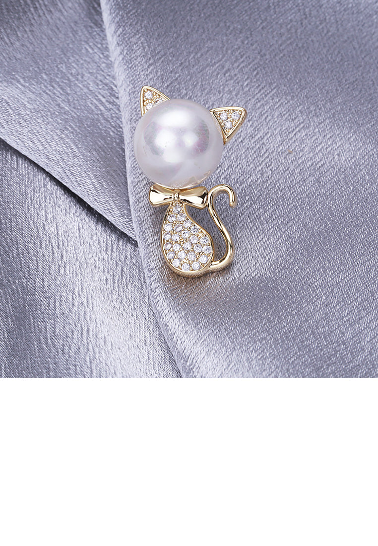 Simple and Cute Plated Gold Cat Imitation Pearl Brooch with Cubic Zirconia - Luxurious Look