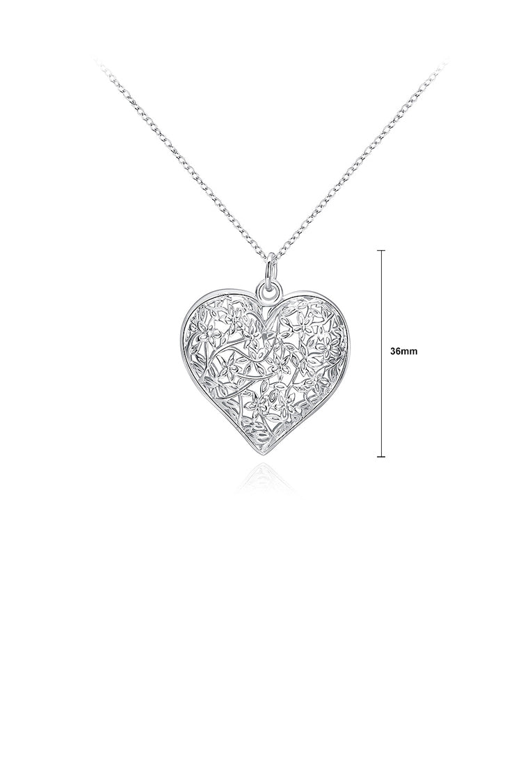 Simple Hollow Heart Pendant with Necklace