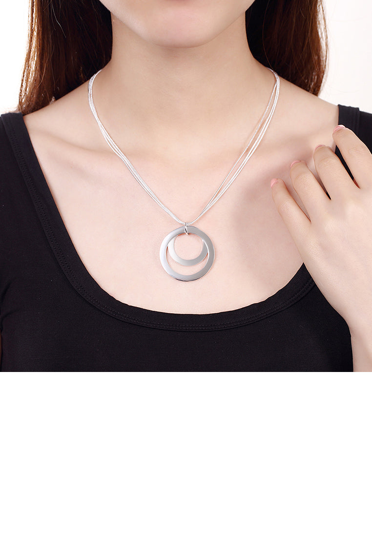 Simple Round Pendant with Necklace
