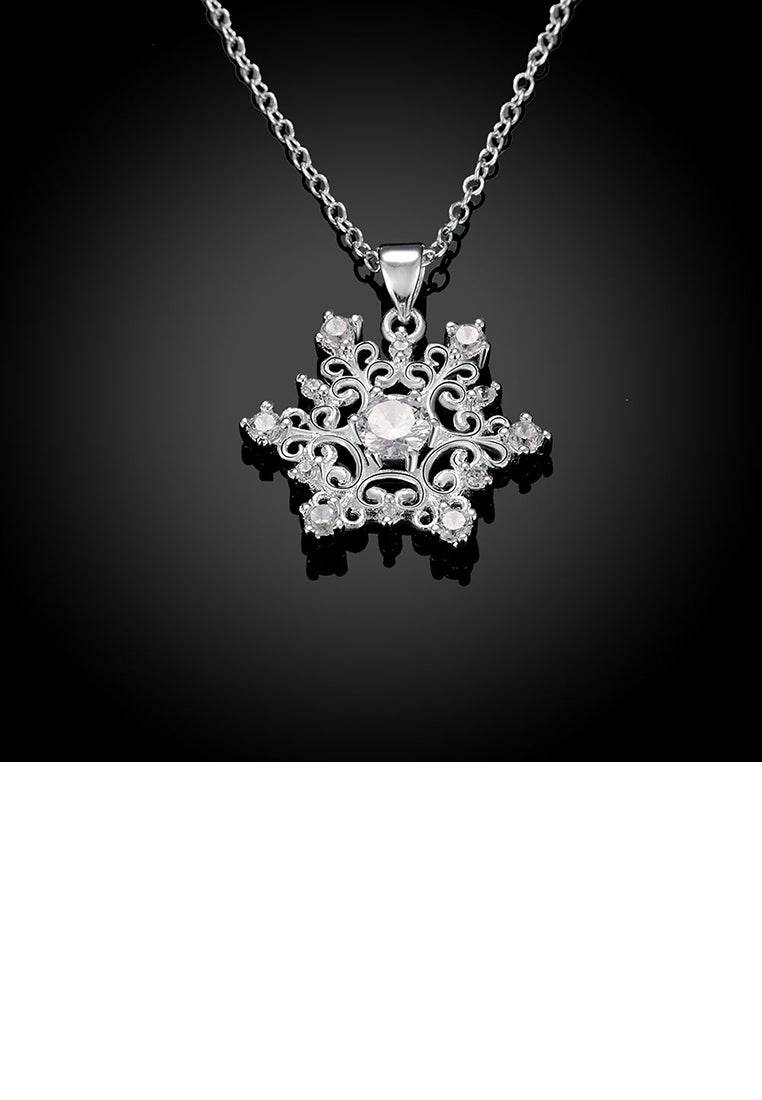 Simple Snowflake Pendant with Austrian Element Crystal and Necklace