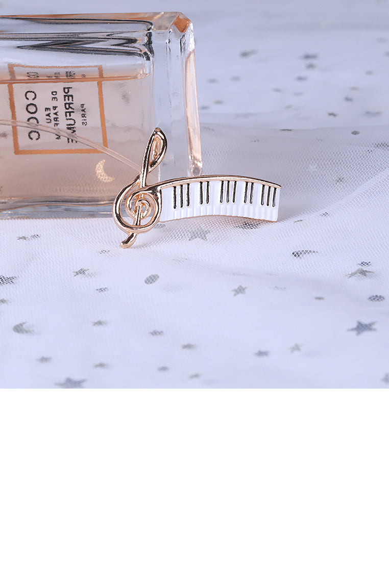 Fashion Personality Plated Gold Piano Musical Note Brooch