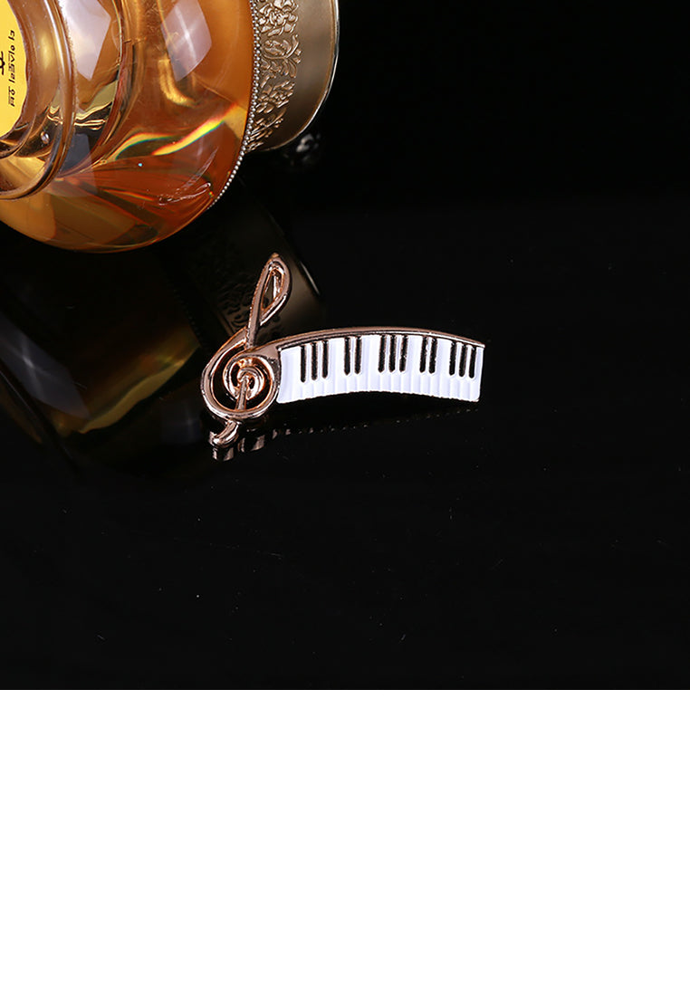 Fashion Personality Plated Gold Piano Musical Note Brooch