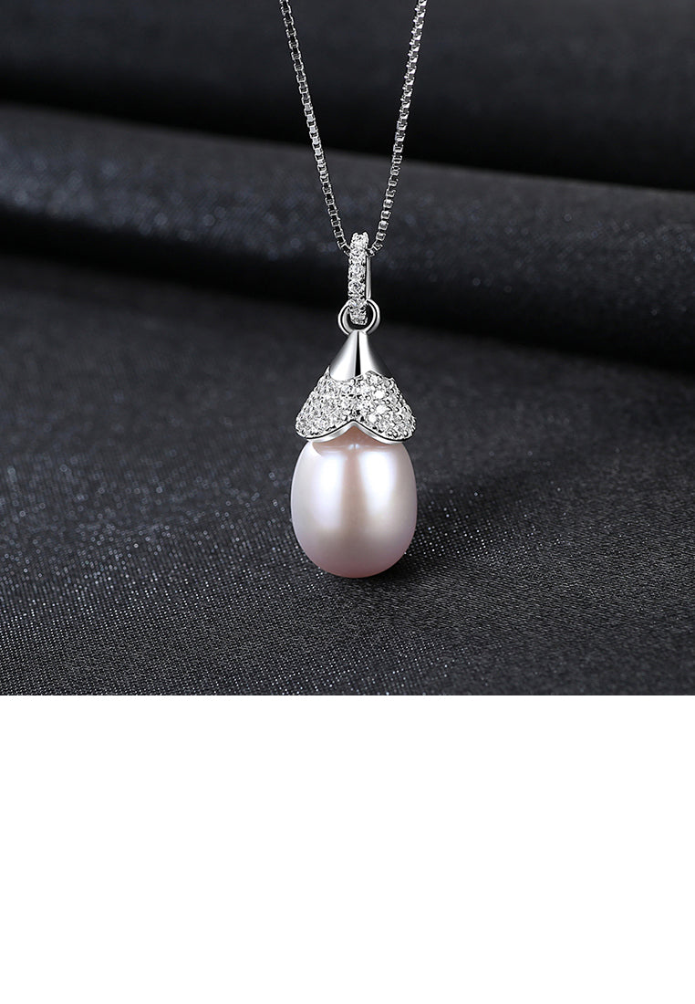 925 Sterling Silver Simple and Elegant White Freshwater Pearl Pendant with Cubic Zirconia and Necklace - Luxurious Look