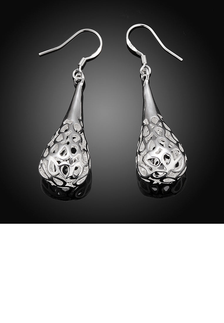 Fashion Elegant Water Drop Shaped Pierced Earrings