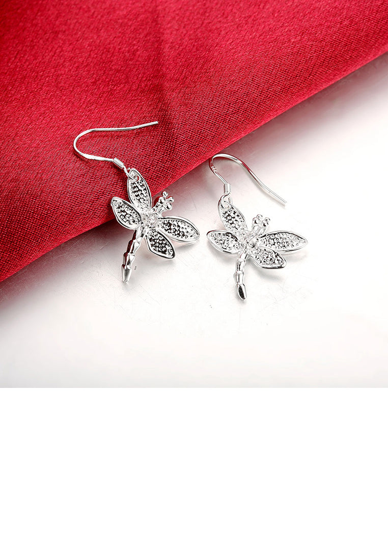 Simple Dragonfly Earrings with Austrian Element Crystal