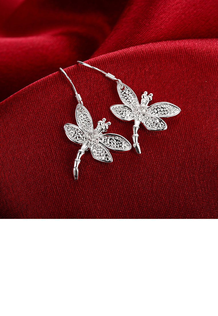Simple Dragonfly Earrings with Austrian Element Crystal