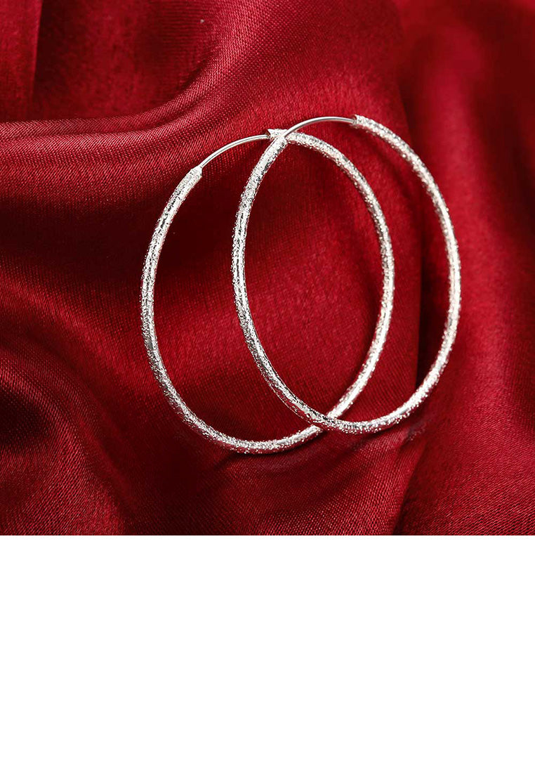 Simple and Fashion Geometric Round Earrings