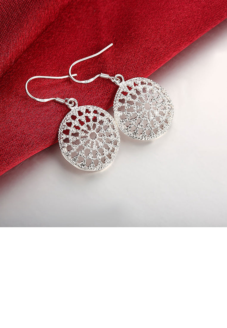 Simple Round Pattern Earrings