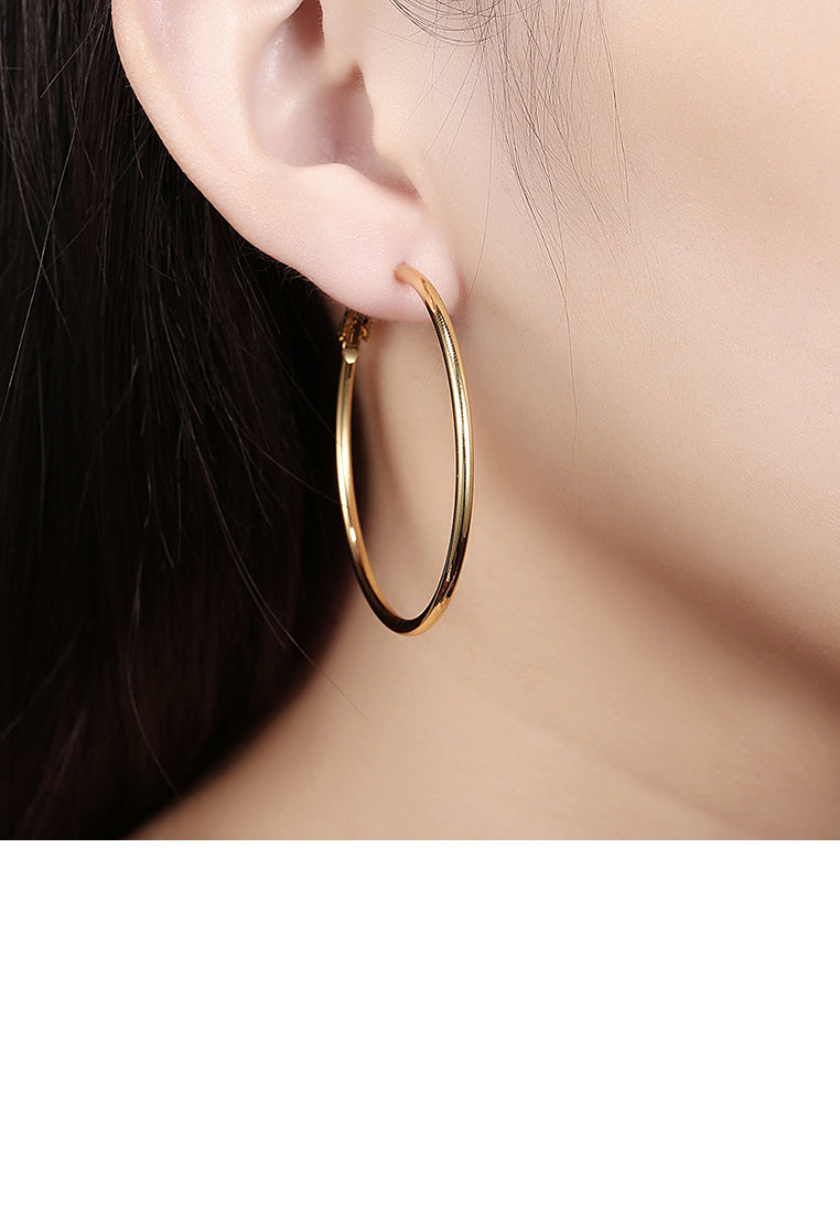 Fashion Plated Simple Gold Round Earrings