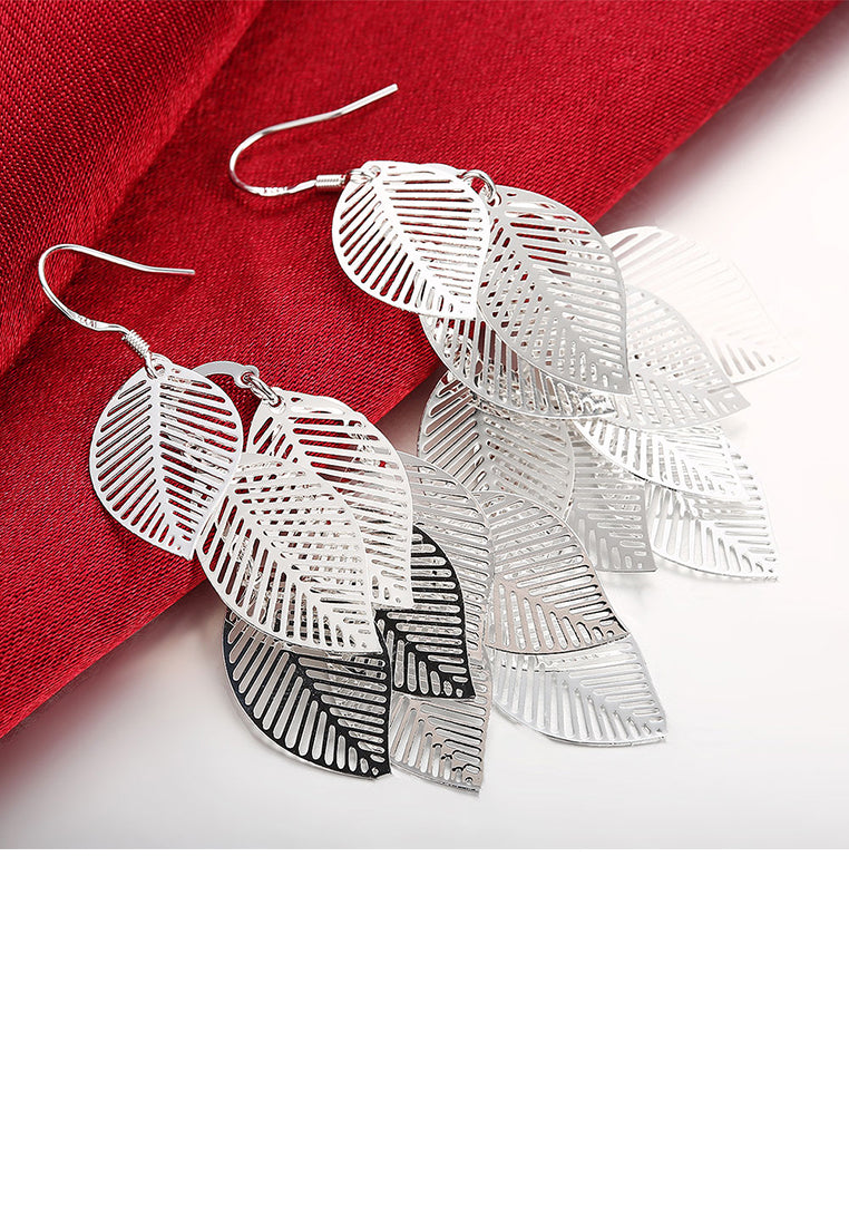 Fashion Leaf Earrings