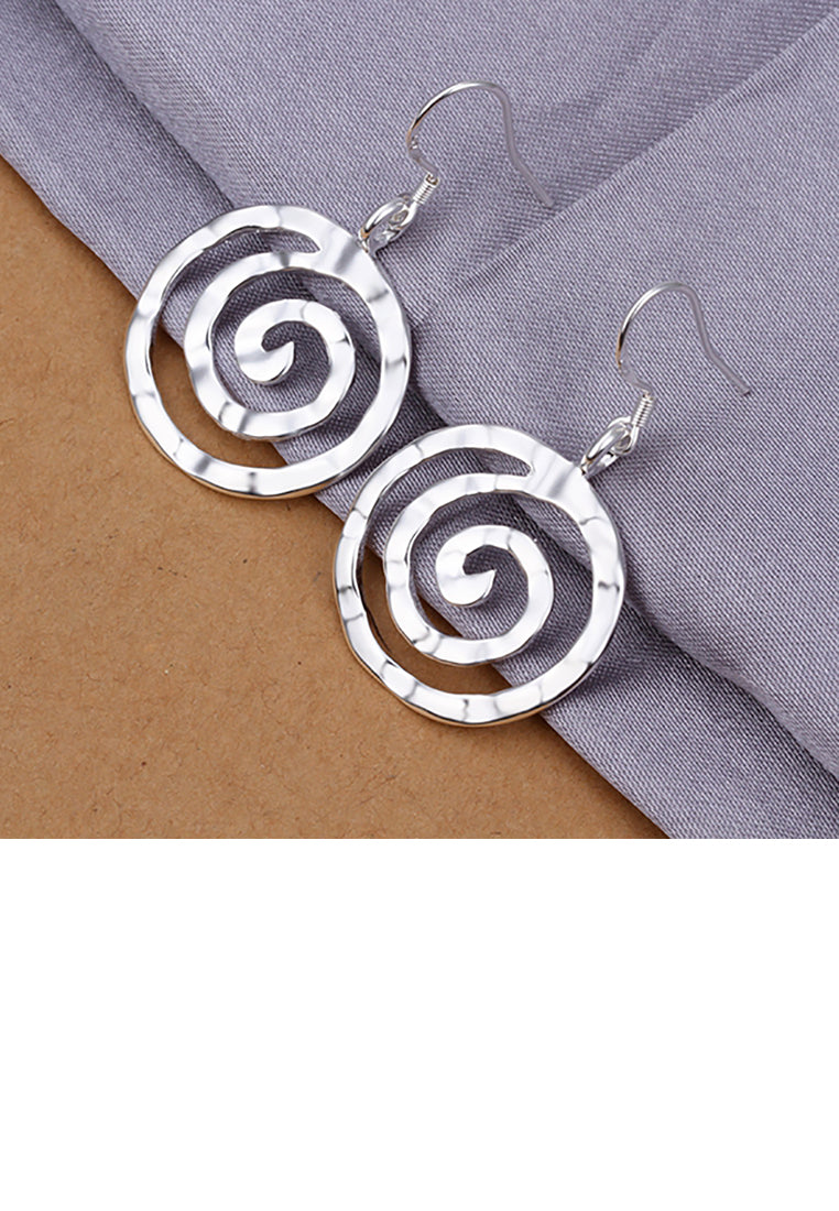 Simple Round Earrings