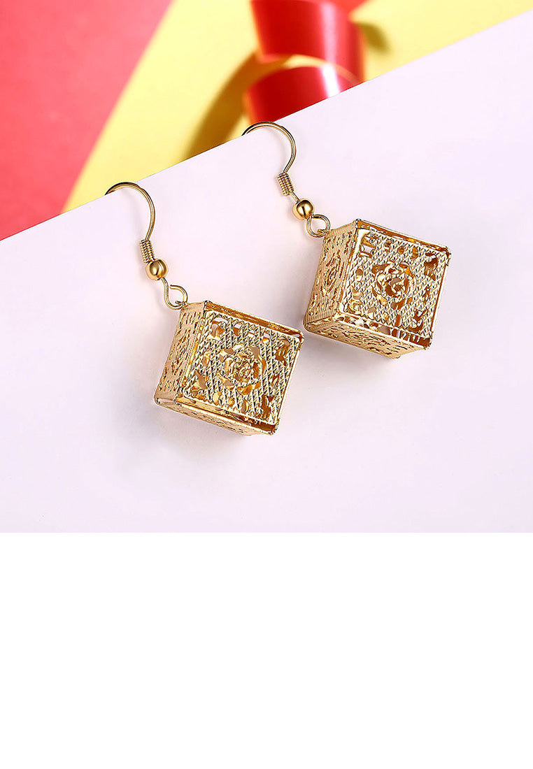 Fashion Elegant Plated Gold Pierced Geometric Square Earrings