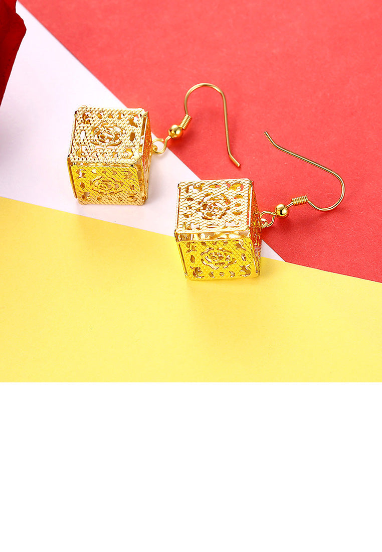 Fashion Elegant Plated Gold Pierced Geometric Square Earrings