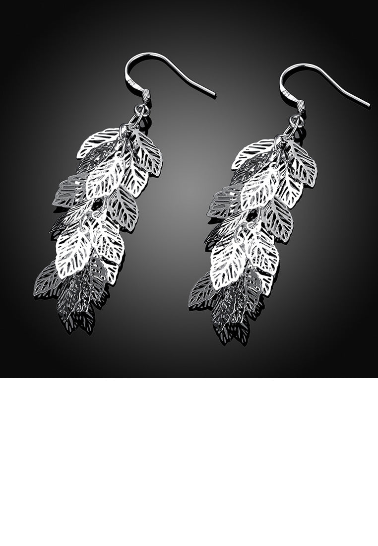 Fashion Romantic Hollow Leaf Earrings