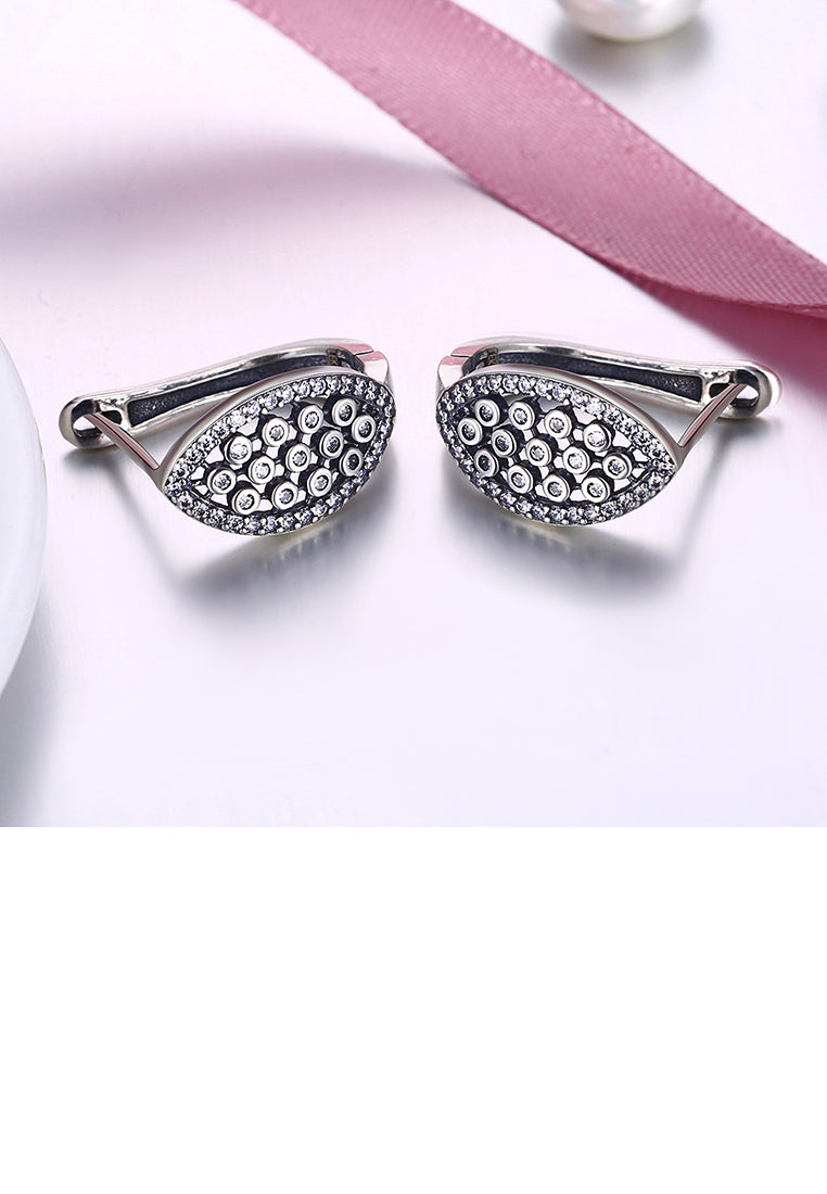 925 Sterling Silver Fashion Simple Leaf Earrings with Austrian Element Crystal