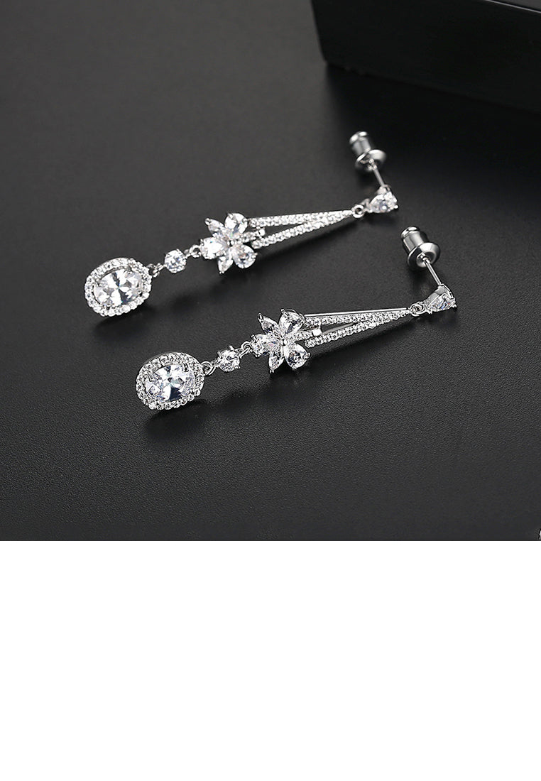 Fashion and Elegant Geometric Tassel Earrings with Cubic Zirconia - Luxurious Look