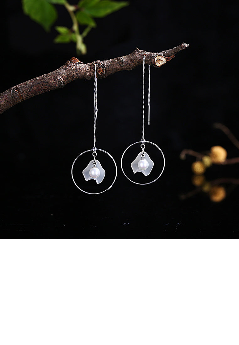 925 Sterling Silver White Shell Earrings with Fashion Pearl - Luxurious Look