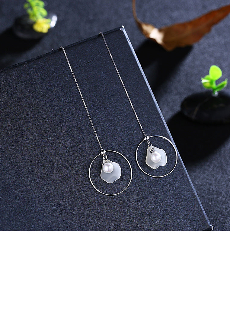 925 Sterling Silver White Shell Earrings with Fashion Pearl - Luxurious Look