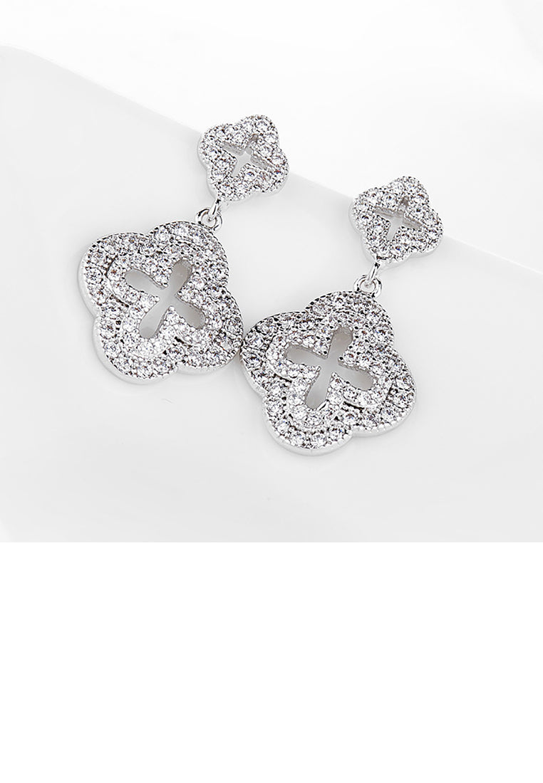 Fashion Simple Four-leafed Clover Earrings with Cubic Zirconia - Luxurious Look