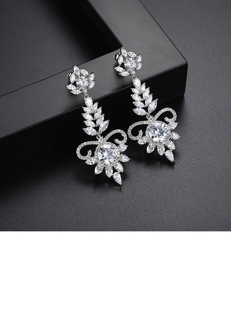 Fashion and Elegant Geometric Pattern Long Earrings with Cubic Zirconia - Luxurious Look