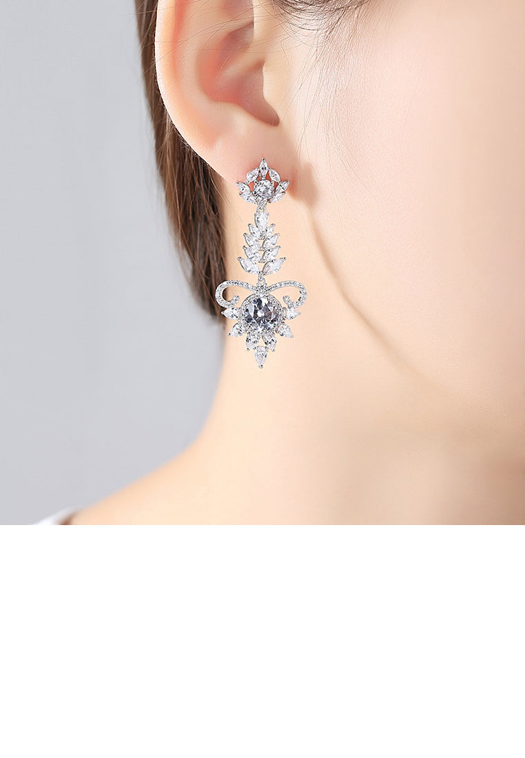 Fashion and Elegant Geometric Pattern Long Earrings with Cubic Zirconia - Luxurious Look