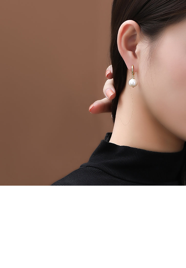 925 Sterling Silver Plated Gold Fashion Simple Geometric Round Freshwater Pearl Earrings - Luxurious Look