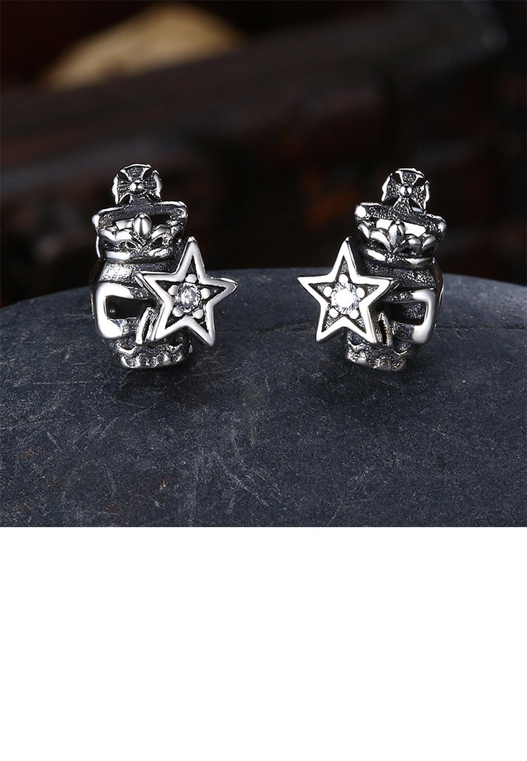 925 Sterling Silver Fashion Star Skull Cubic Zirconia Stud Earrings - Luxurious Look