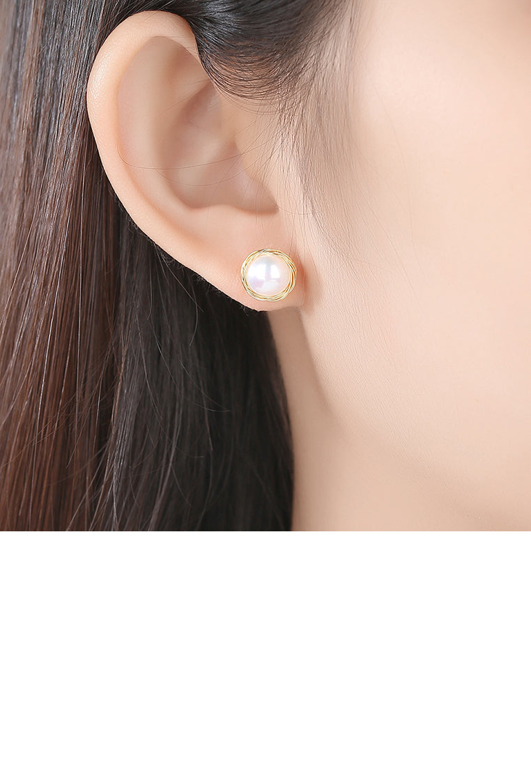 Fashion Simple Plated Gold Geometric Round Imitation Pearl Stud Earrings - Luxurious Look