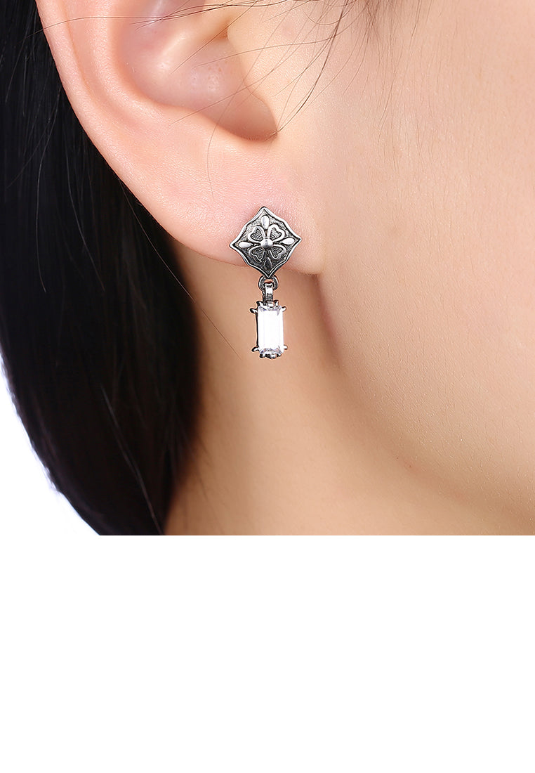 925 Sterling Silver Vintage Four-leafed Clover Pattern Earrings with Cubic Zircon