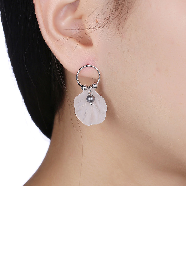 925 Sterling Silver Elegant Fashion Romantic Shell Black Lmitation Pearl Earrings - Luxurious Look