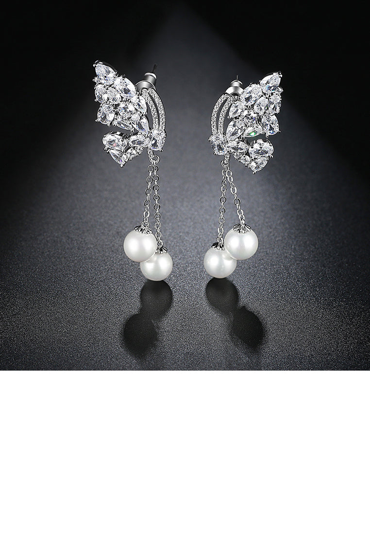 Fashion and Elegant Butterfly Imitation Pearl Tassel Earrings with Cubic Zirconia - Luxurious Look