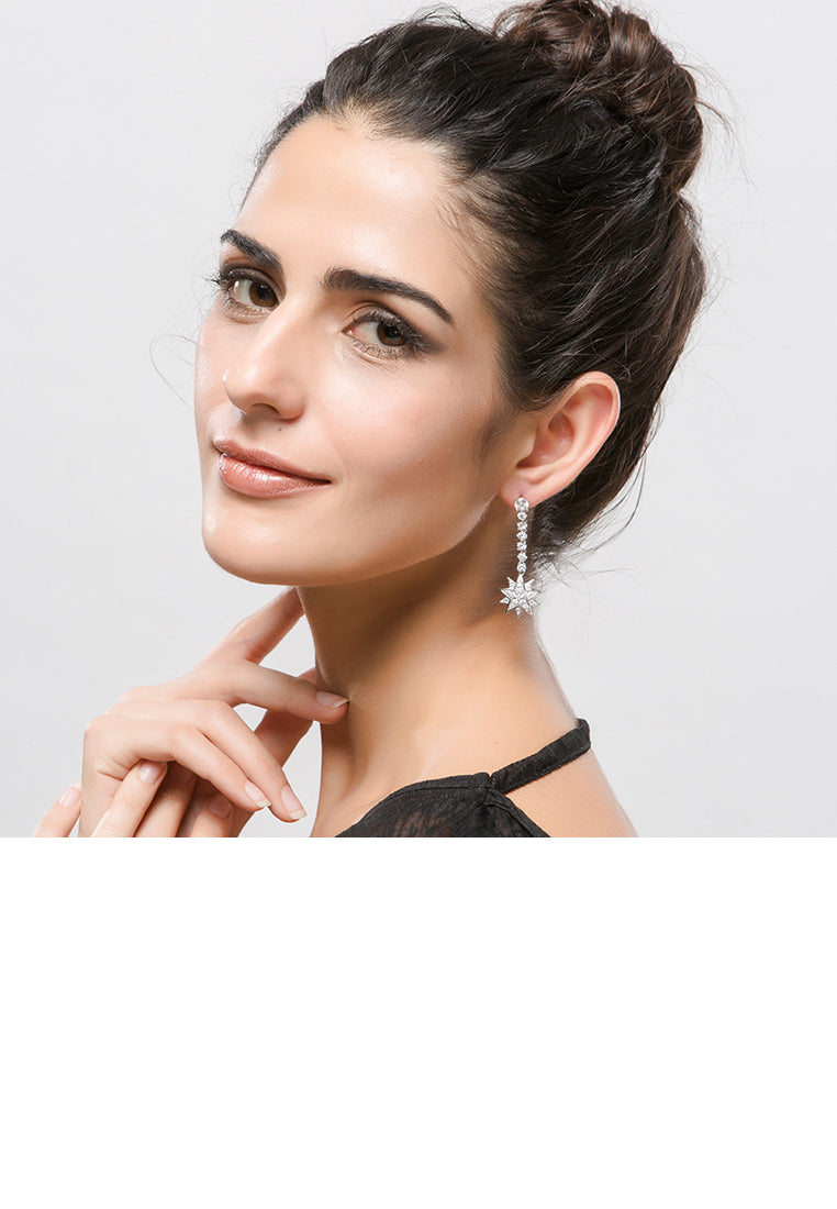 Fashion Simple Star Earrings with Cubic Zirconia - Luxurious Look