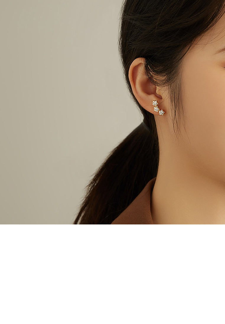 925 Sterling Silver Plated Gold Fashion Simple Star Stud Earrings with Cubic Zirconia - Luxurious Look