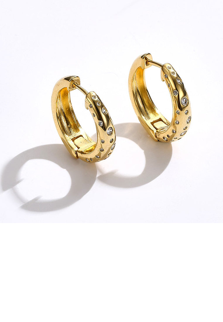 Simple and Fashion Plated Gold Geometric Circle Stud Earrings with Cubic Zirconia - Luxurious Look